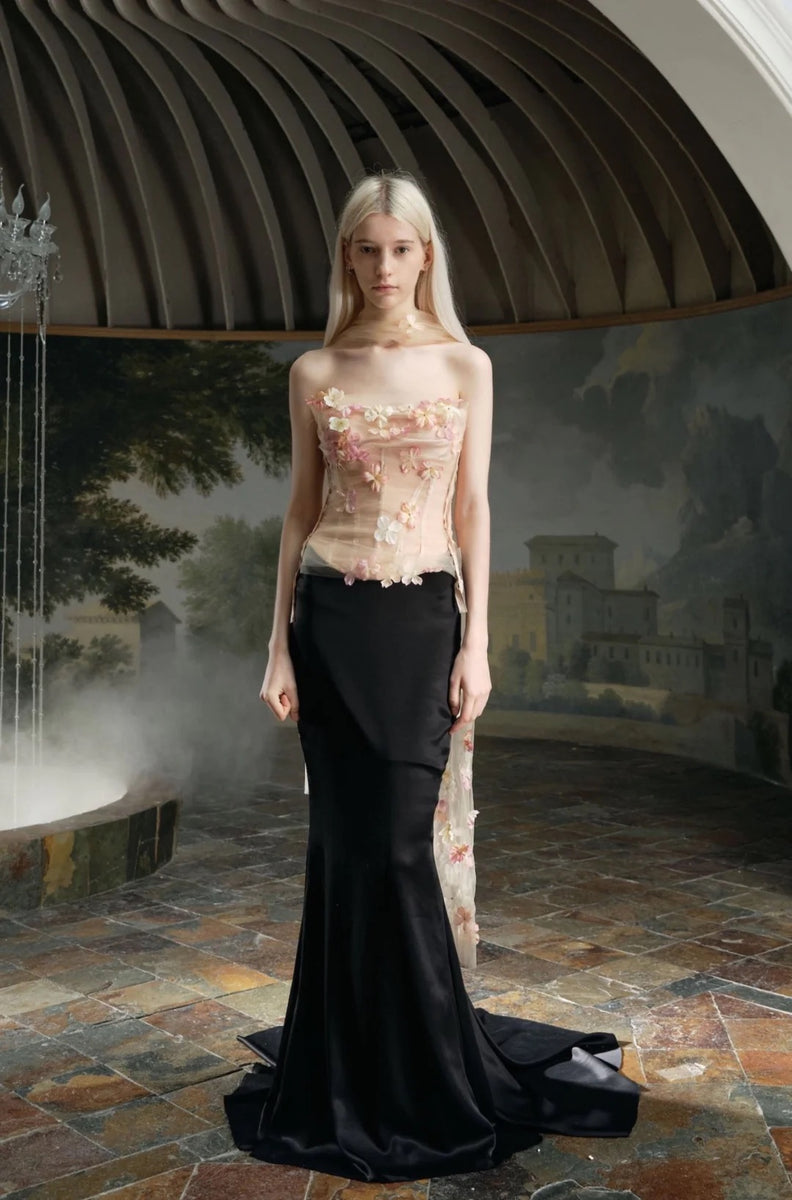 Xiangqiao ShengYvette Silk Dress with Trailing AEPOCH